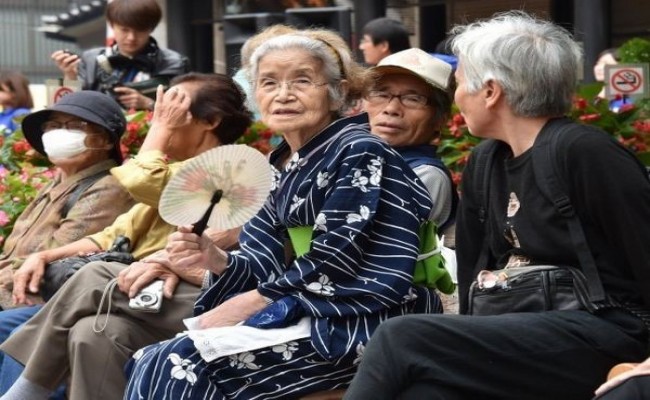 Chiba divulga plano de apoio aos estrangeiros que trabalharem como cuidador de idosos